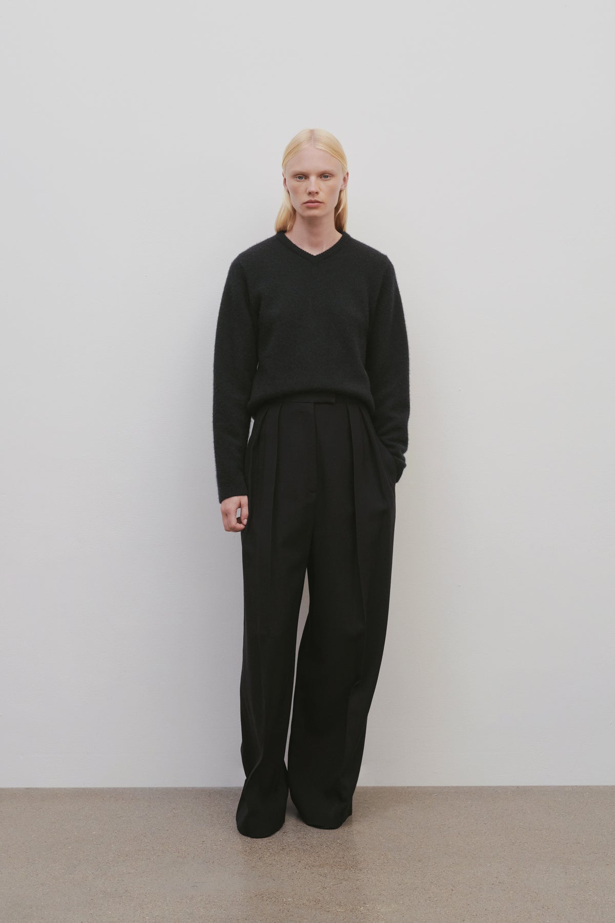 Crissi Pant in Viscose and Virgin Wool