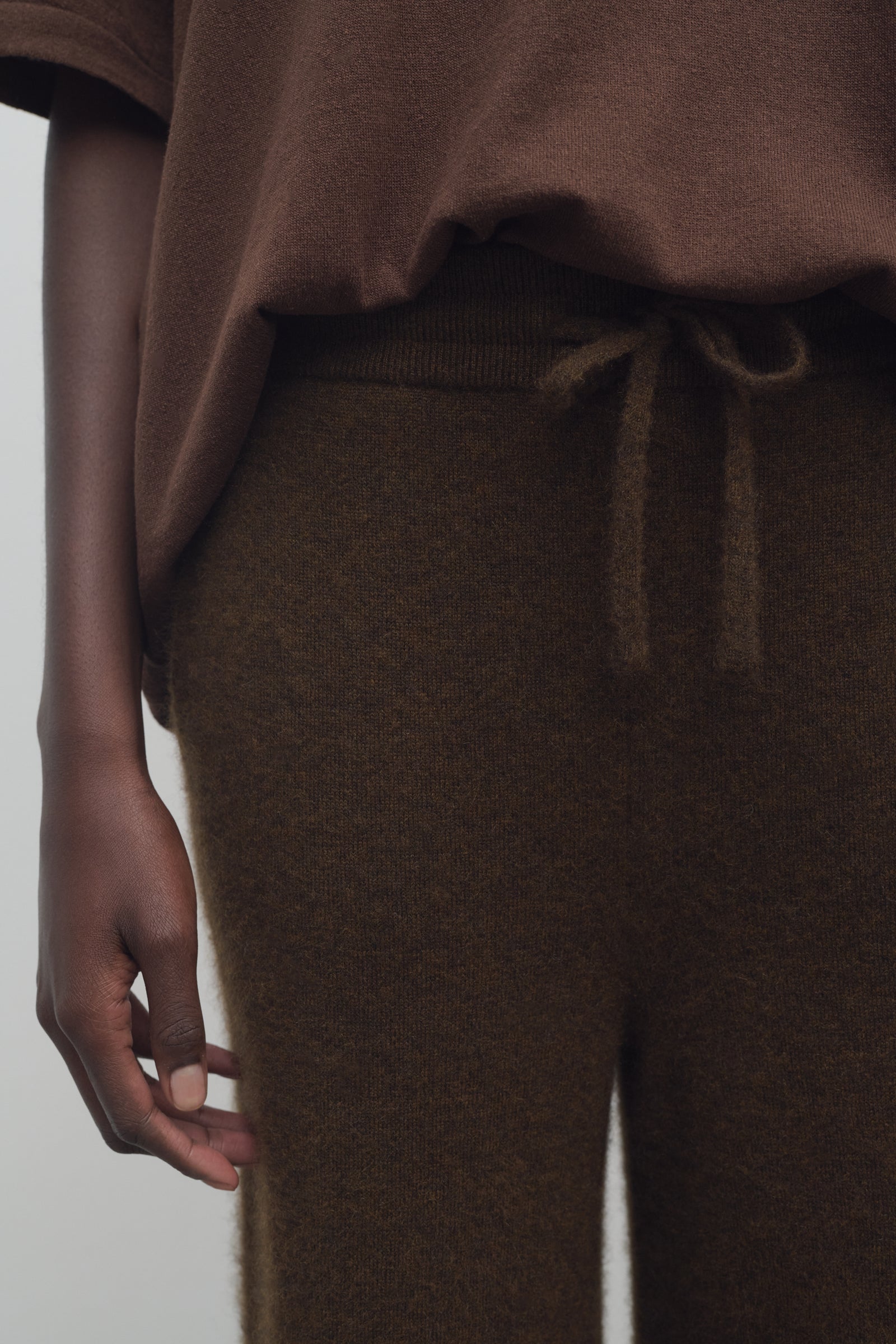 Julip Pants Brown in Silk, Cashmere, and Cotton – The Row