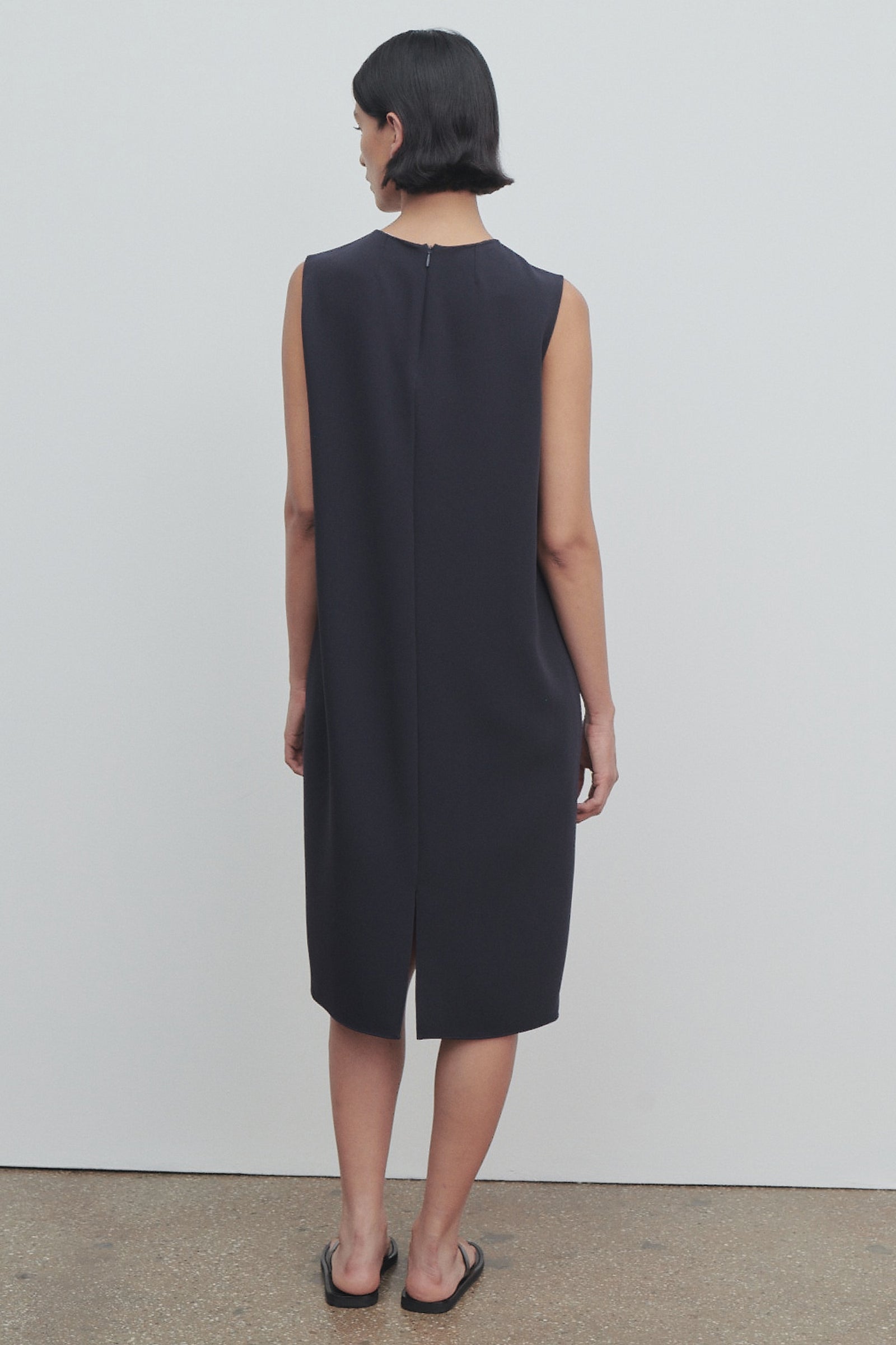 The Row MIRNA DRESS ザ ロウ ミディ丈ワンピース濃紺 Cady Mirna Dress – La Garçonne