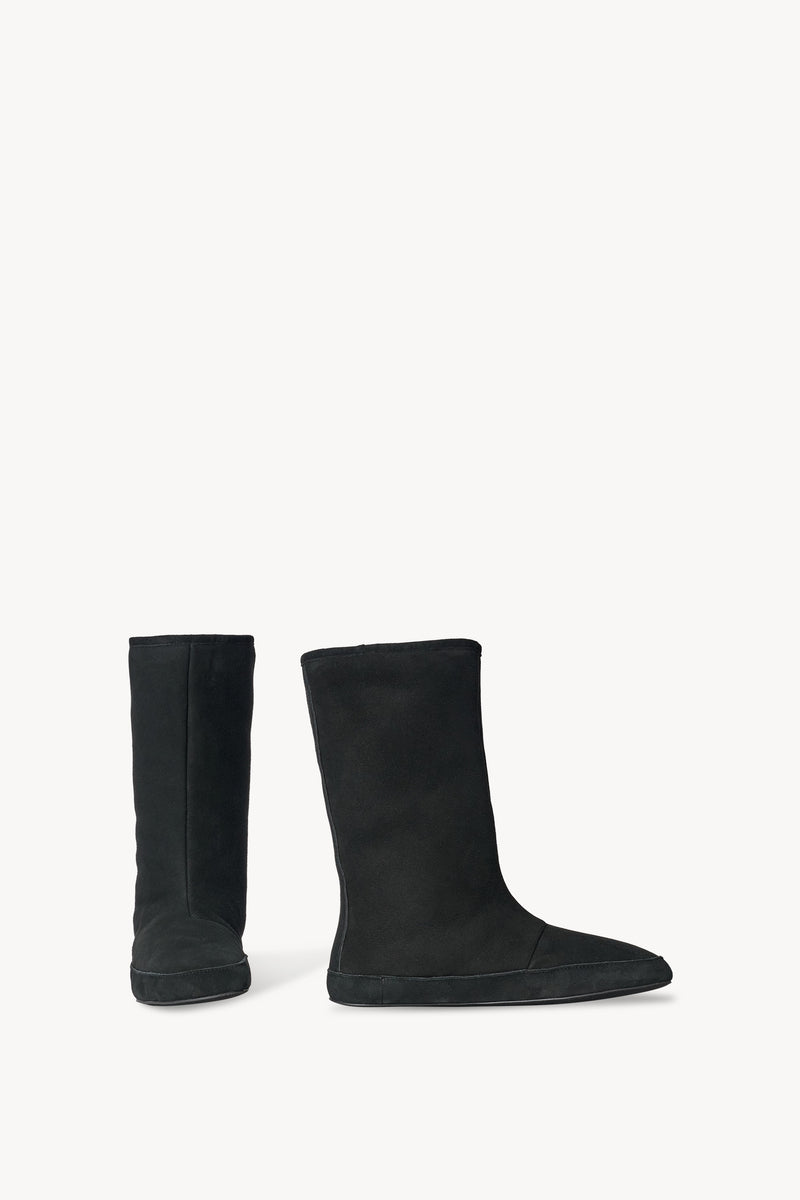 Esther Boot
