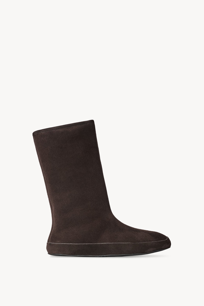 Esther Boot