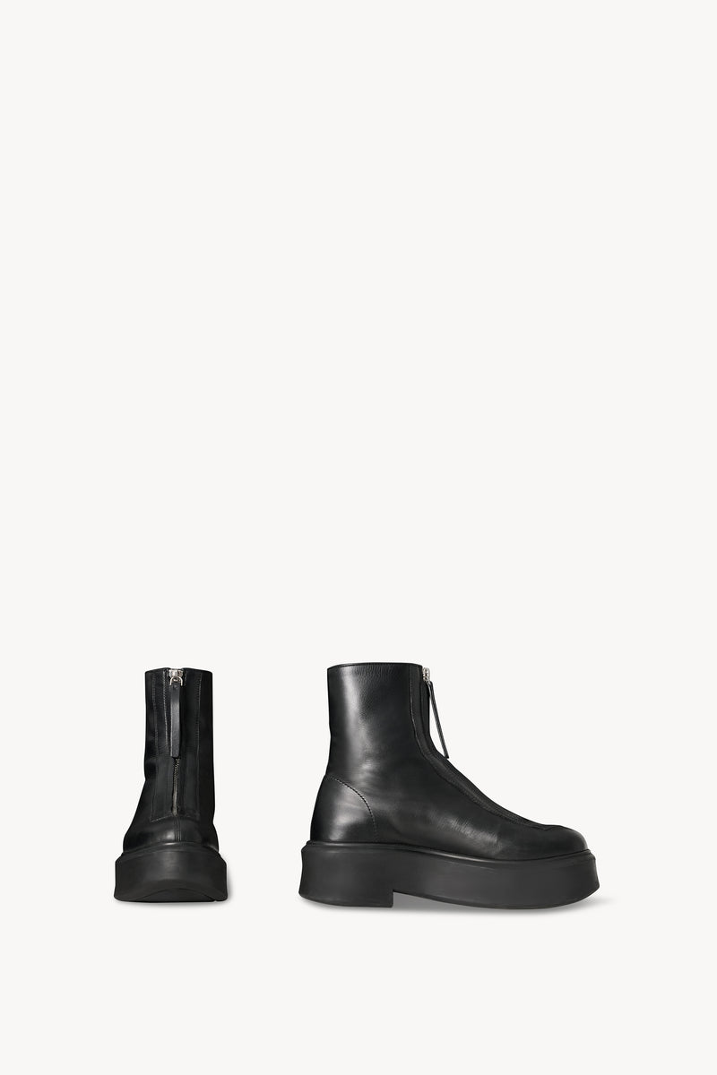 Zipped Boot I