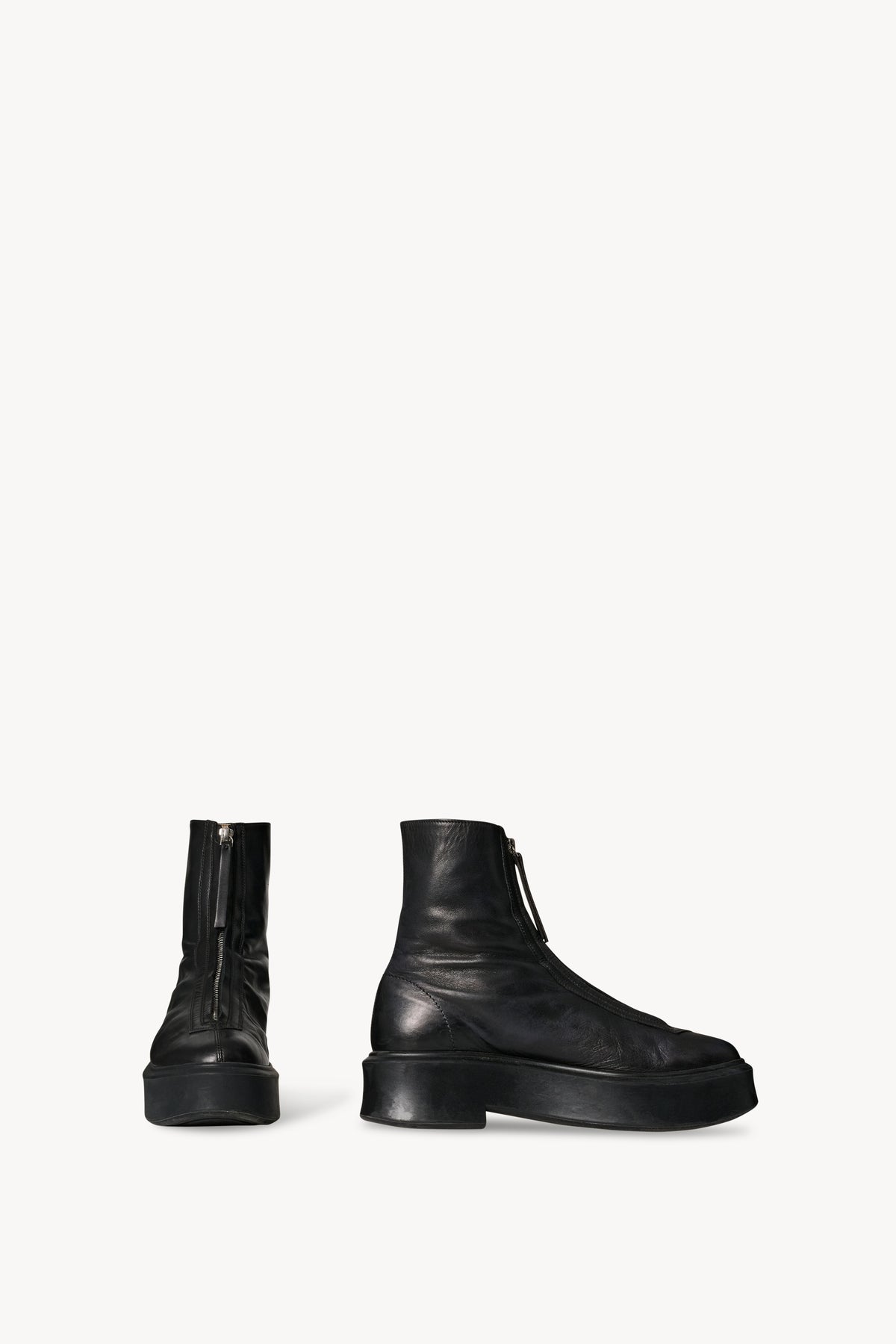Zipped Boot I Black – The Row