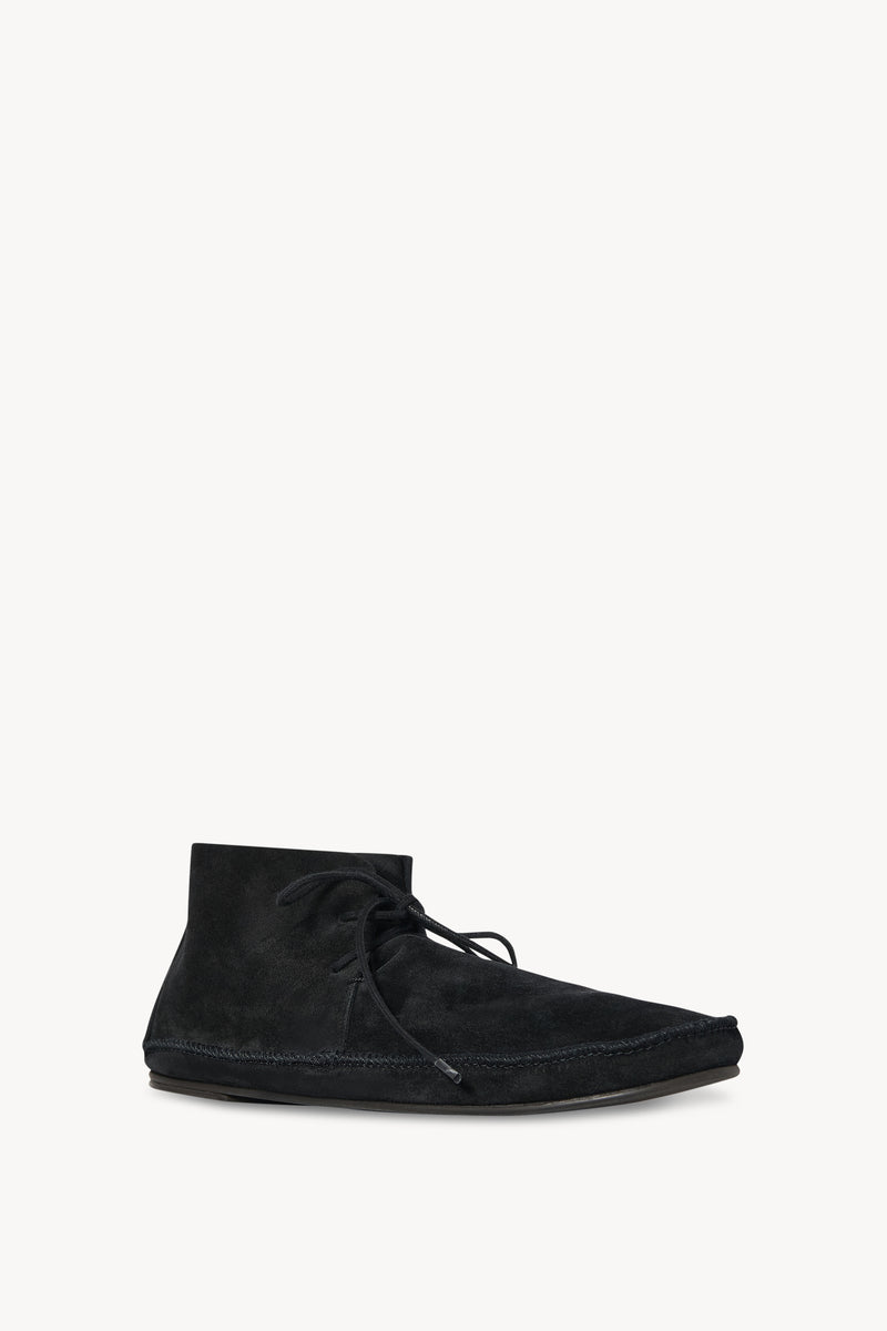 Tyler Lace Up Shoe in Suede