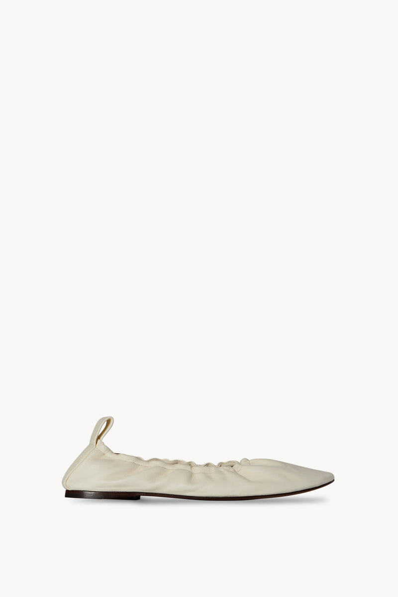 Glove Ballet Slipper in Leather