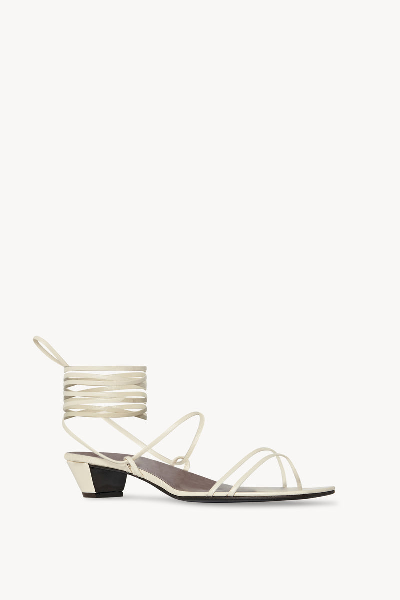 Graphic Strap Kitten Heel in Leather