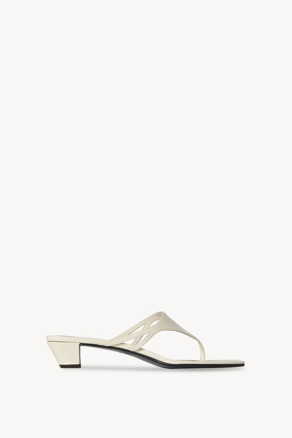 Graphic Thong Kitten Heel in Leather