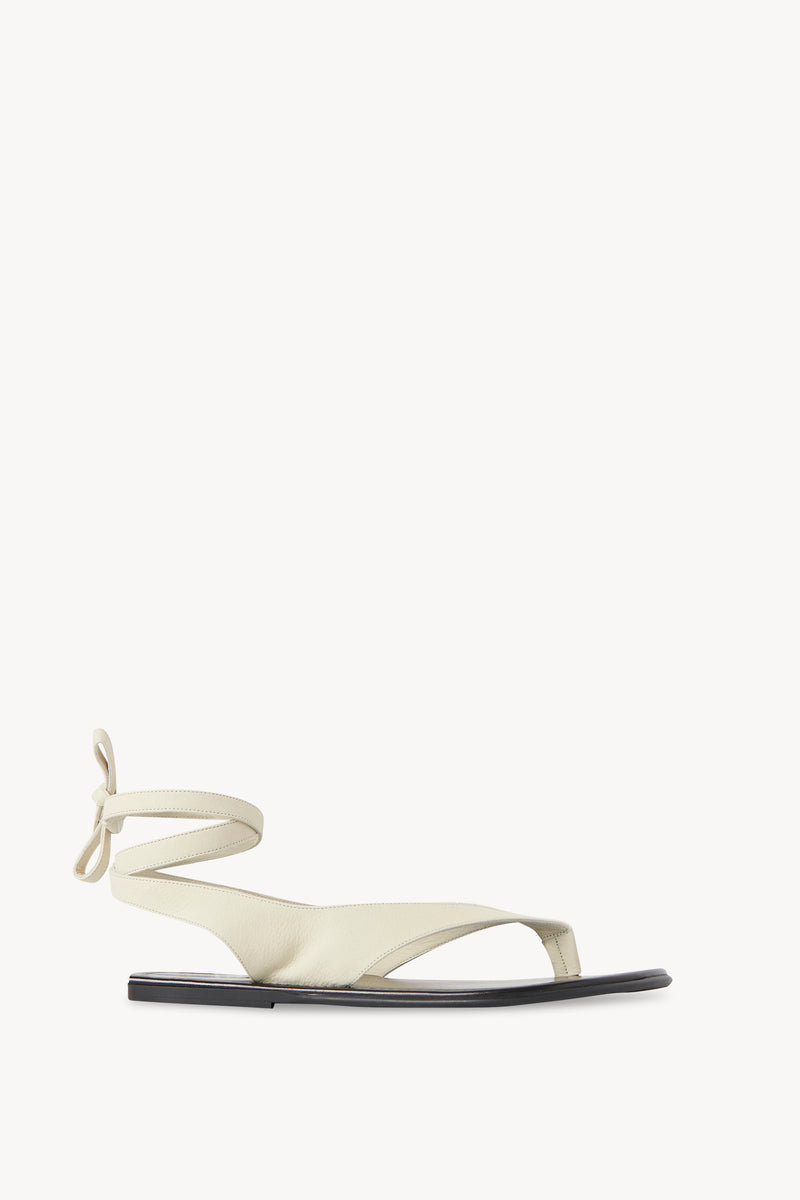 Beach Sandal in Leather