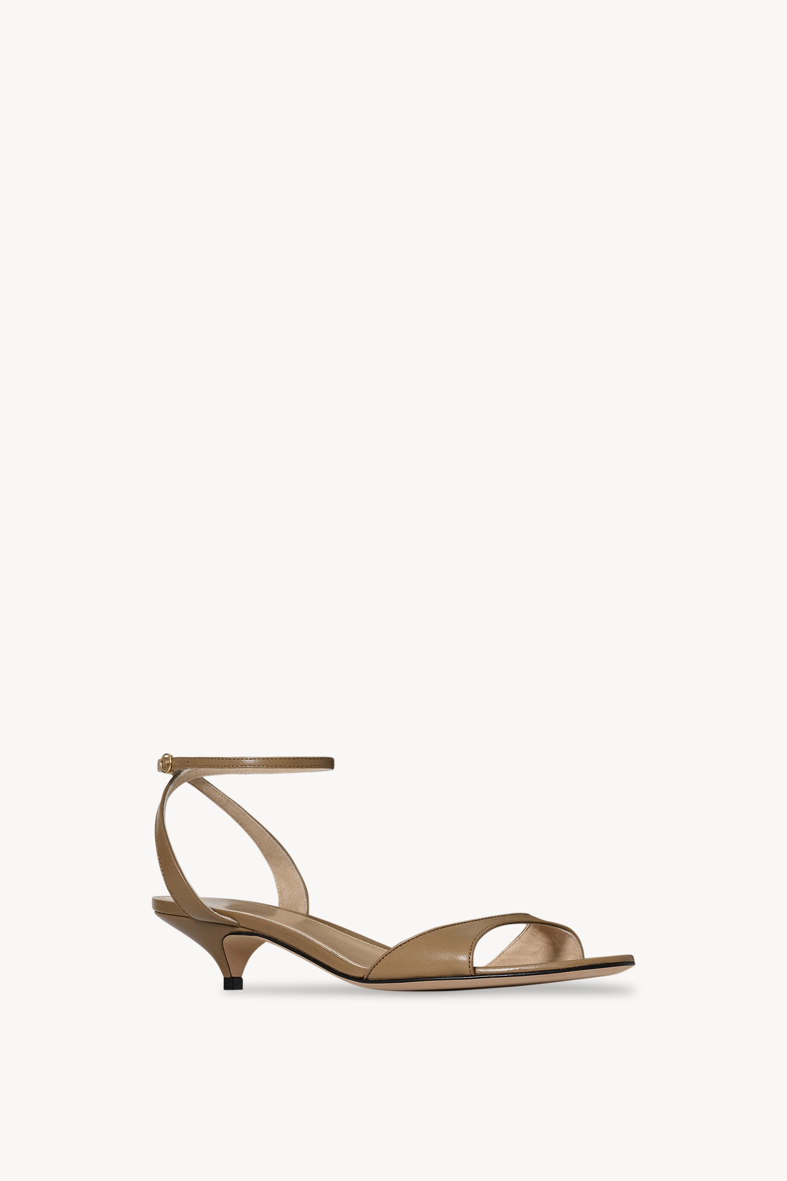 Vika レザー製アンクルストラップ キトゥンヒール Brown – The Row