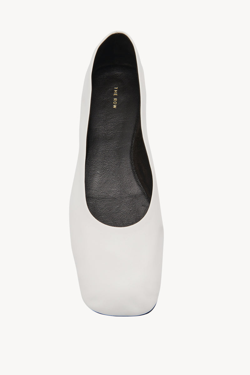 Square Ballet Flat White in Leather – The Row