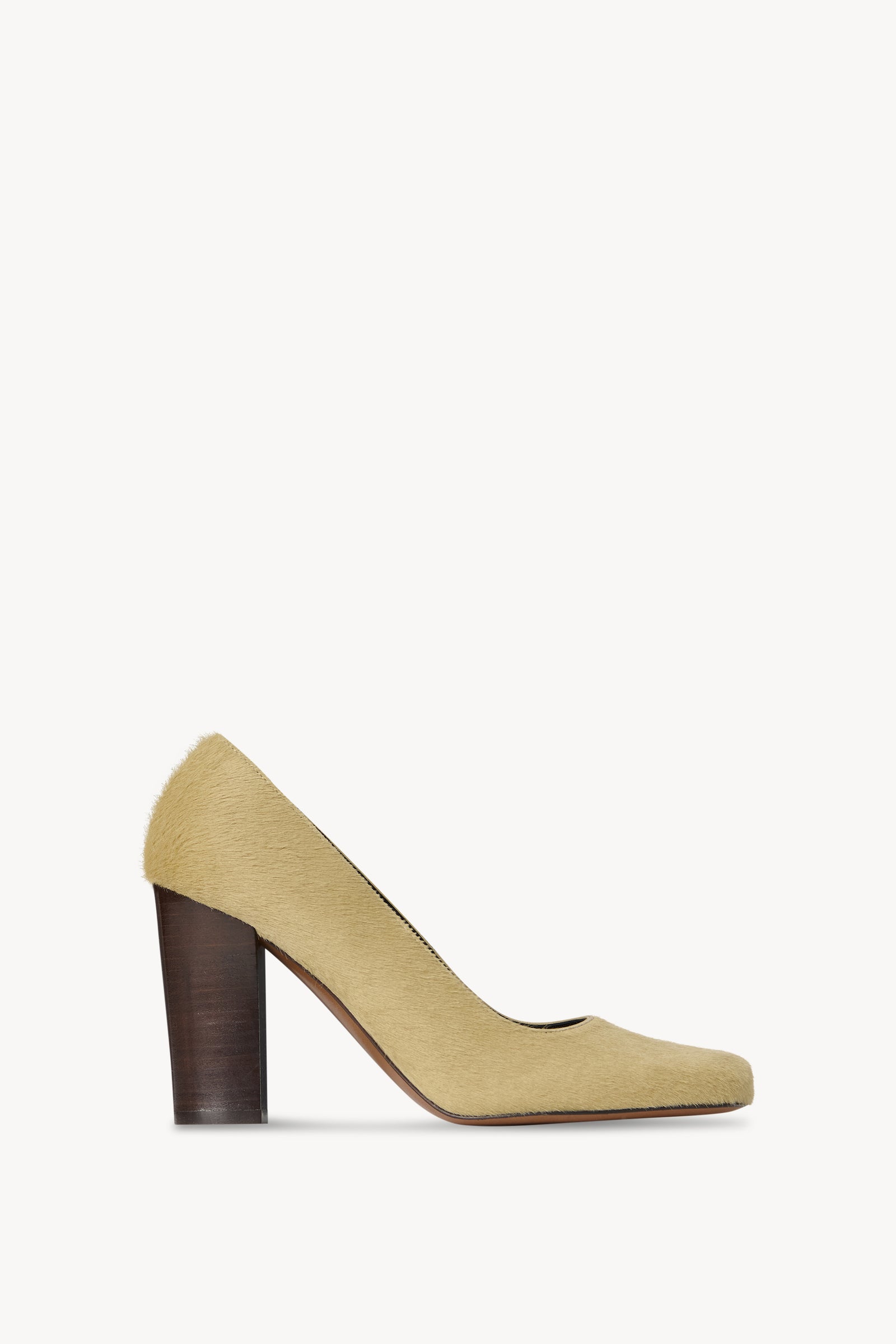 Penelope High Pump Beige in Pony – The Row