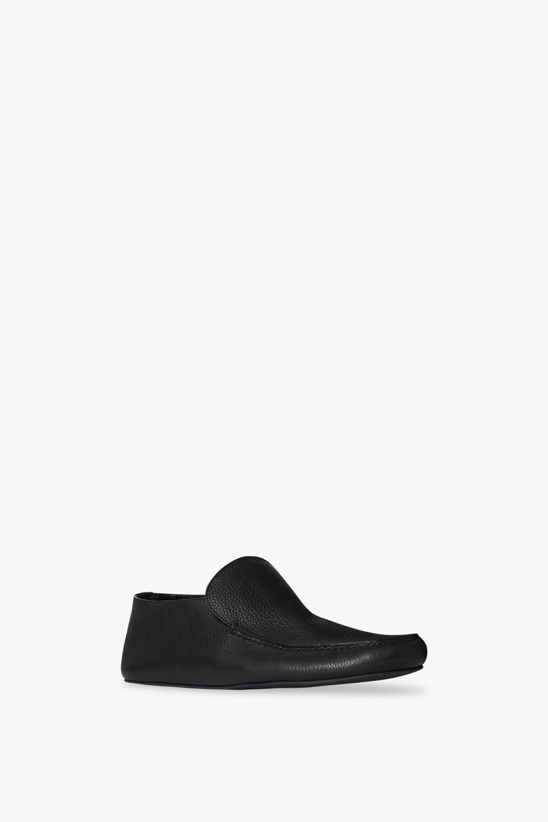 Leo Loafer in Leather and Shearling