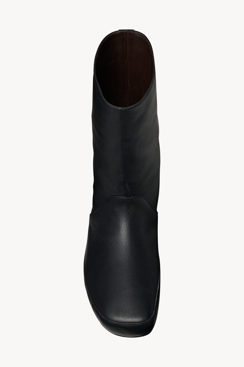 Toni Boot