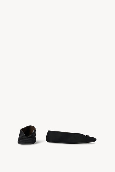 Fay Flat Black – The Row