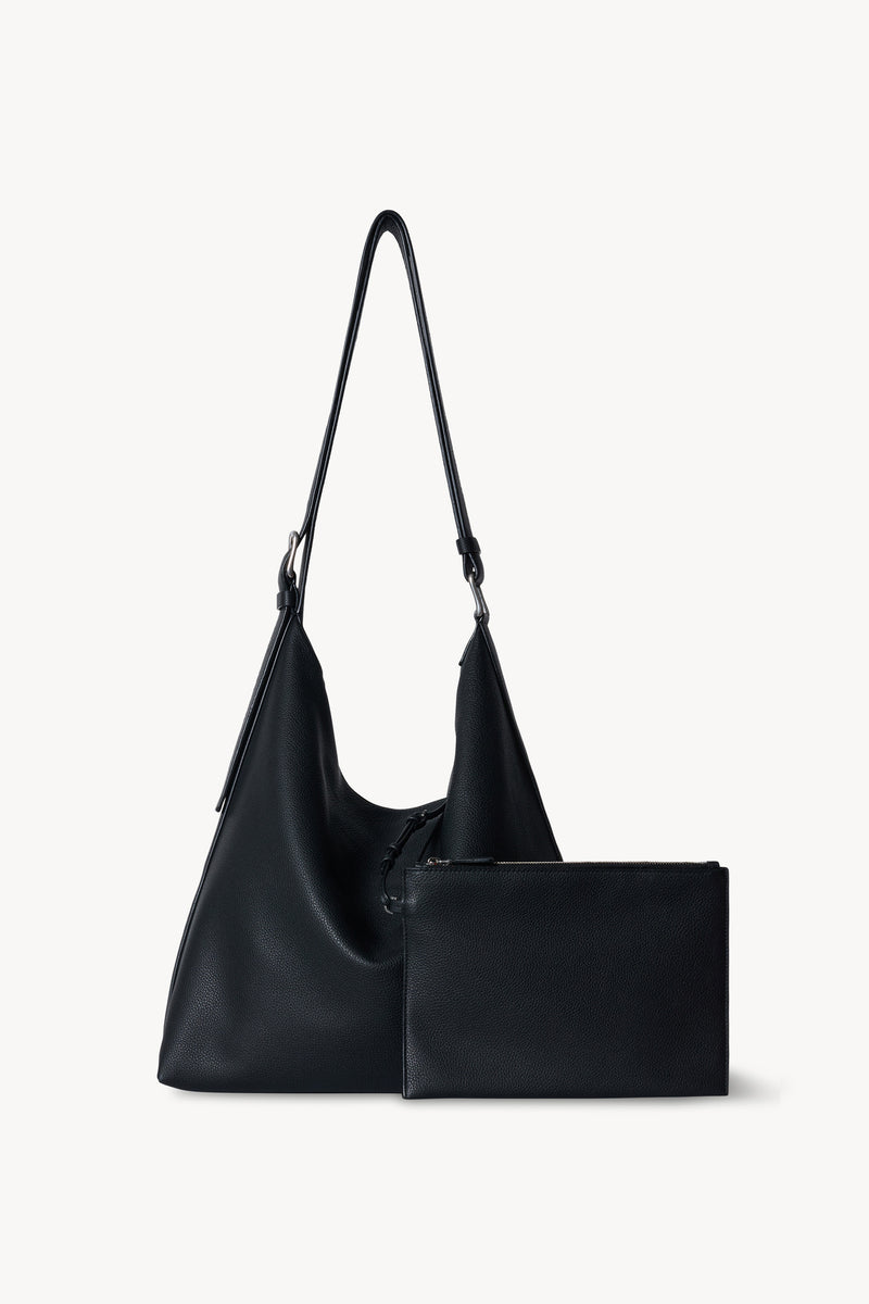 Jean Borsa a tracolla