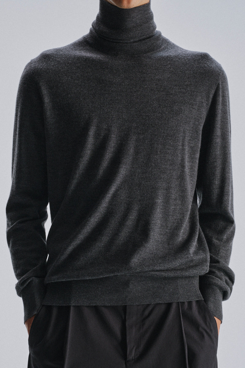 Maglione a collo alto Adlan