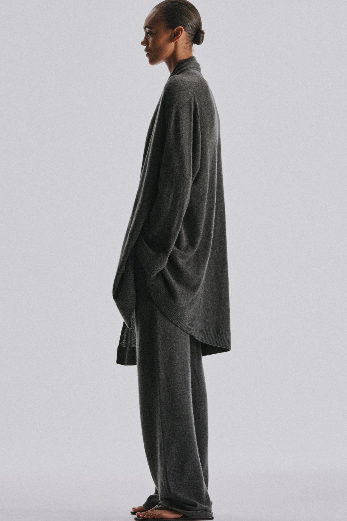 Ovaan Cardigan