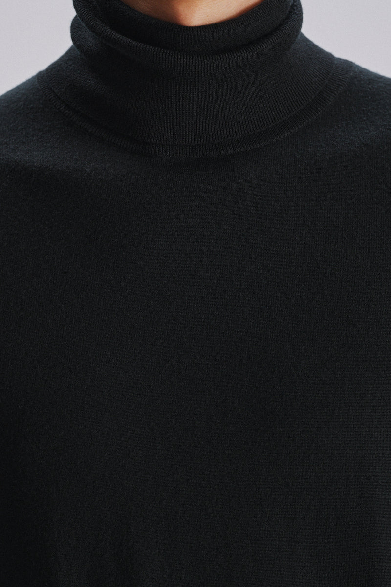 Maglione a collo alto Adlan