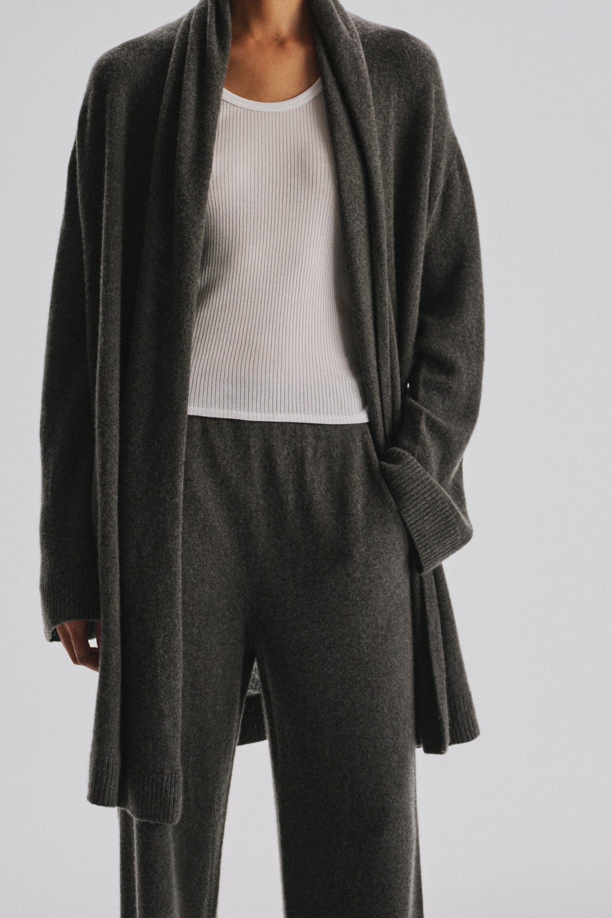 Ovaan Cardigan