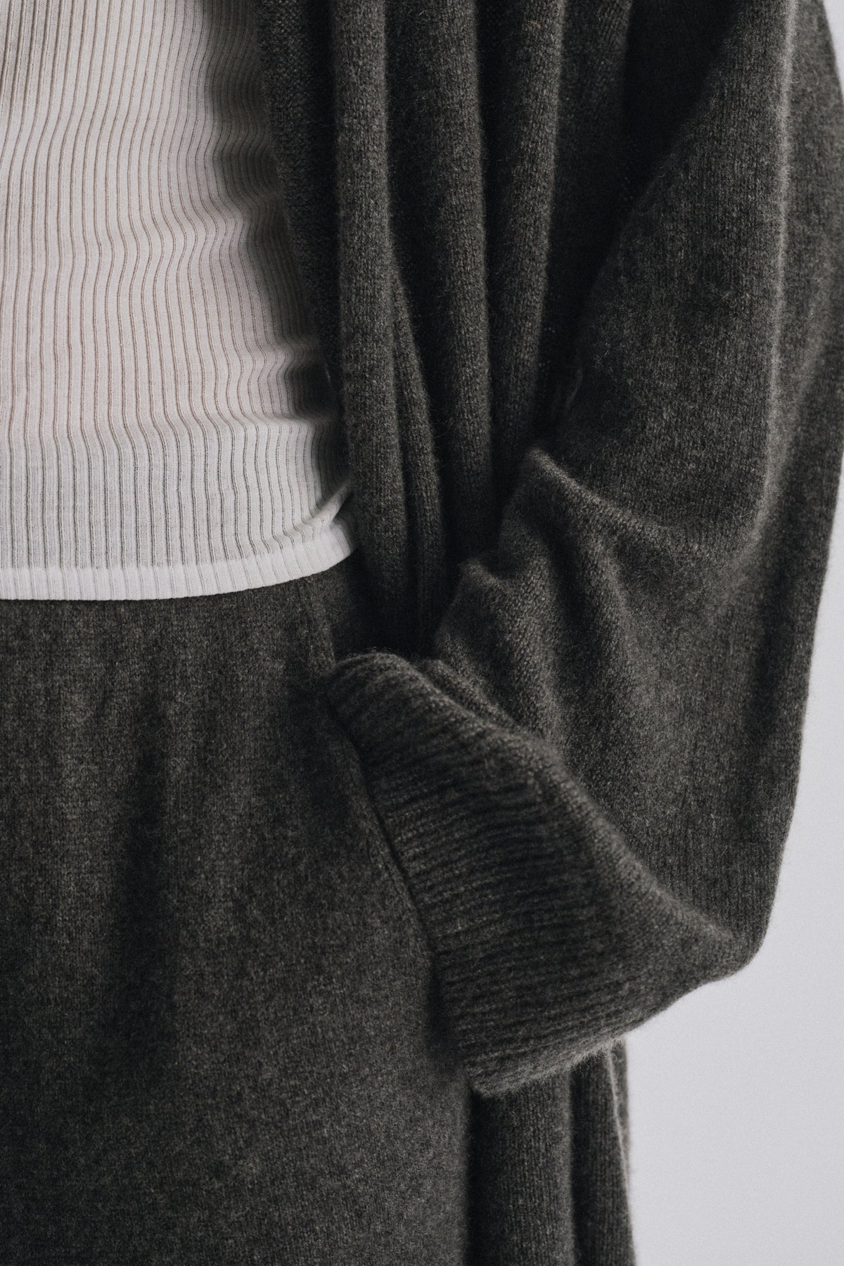 Ovaan Cardigan