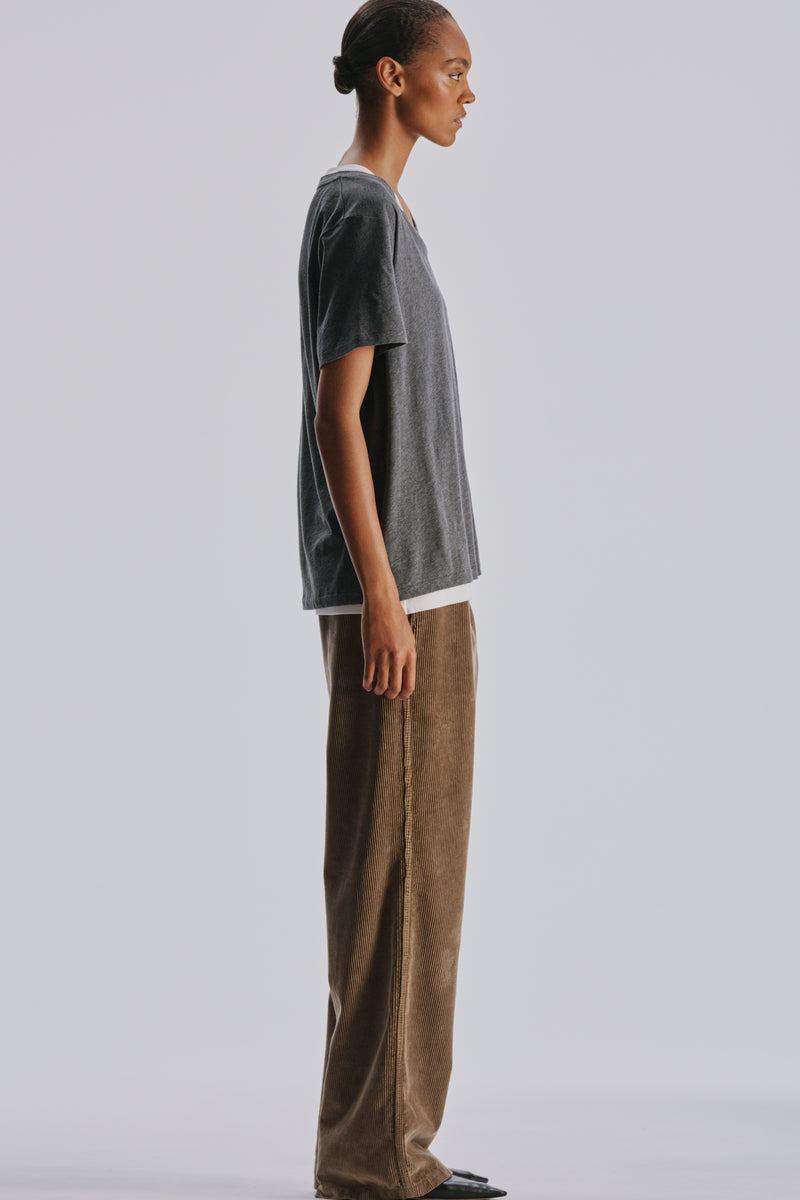 Dera Tシャツ