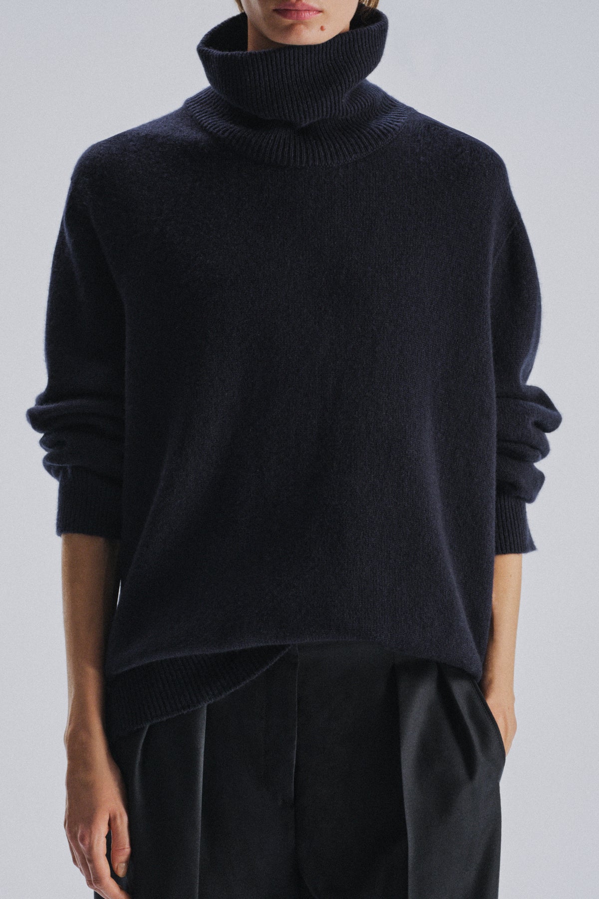 Stepny Turtleneck