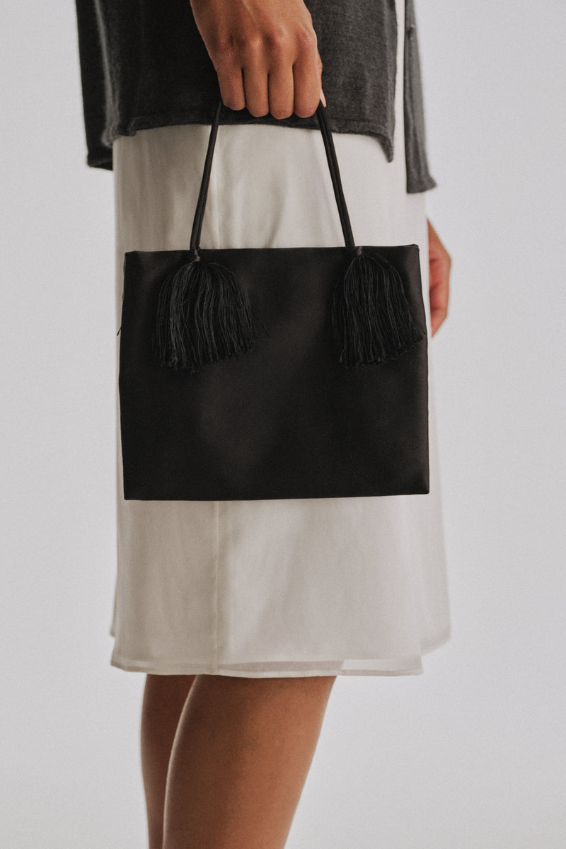 Bolsa con Borlas Cecily