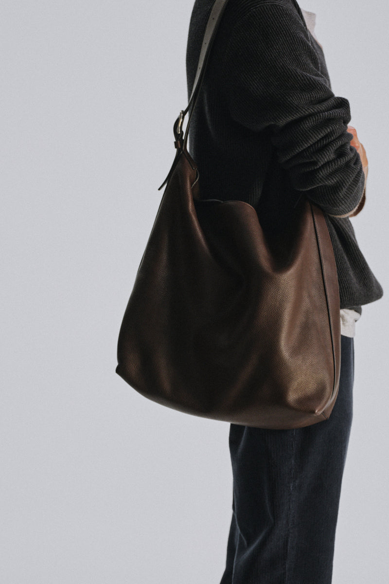 Jean Borsa a tracolla