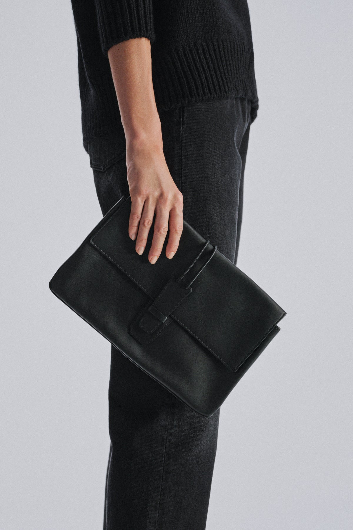 Therese Clutch