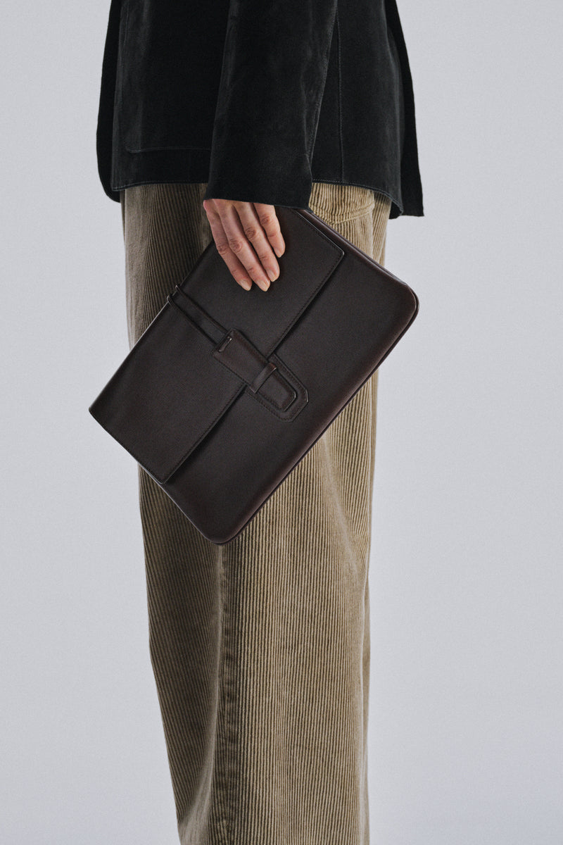 Therese Clutch