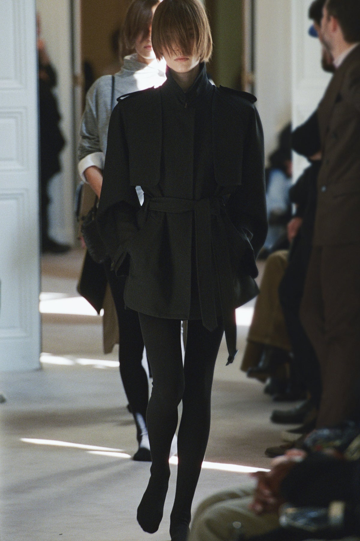 ［25ss新作］The Row コート 8565W3140BLK Men's and Women's Spring 2025 Collection | The Row