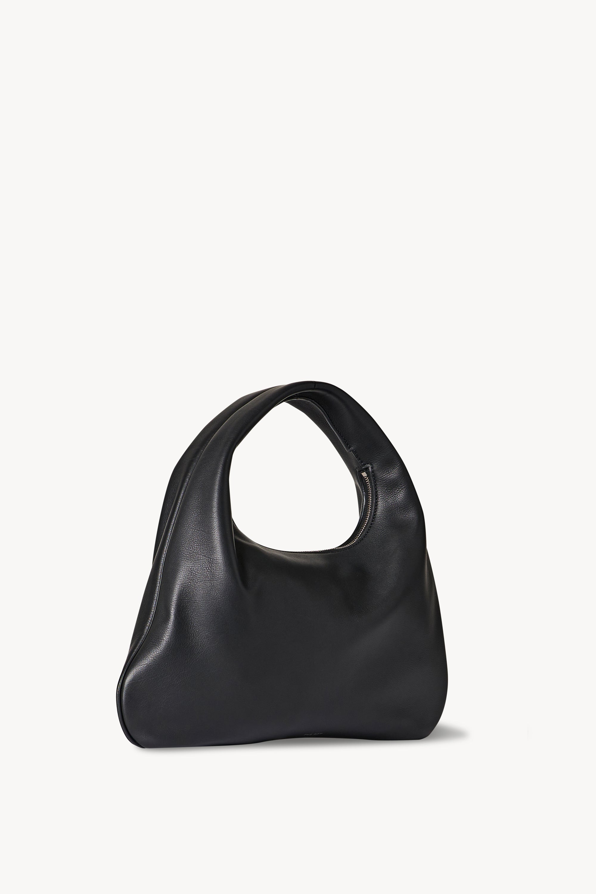 Small Everyday Shoulder Bag 블랙 in Leather The Row