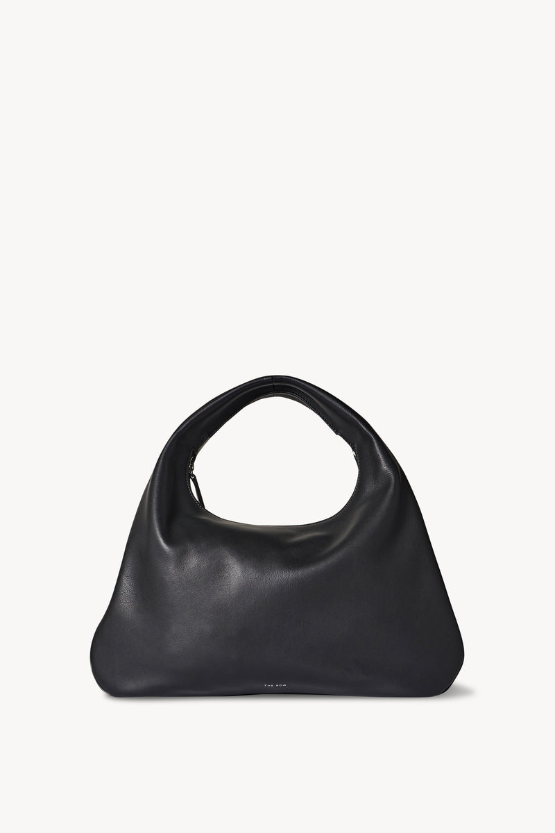 Small Everyday Shoulder Bag in Leather