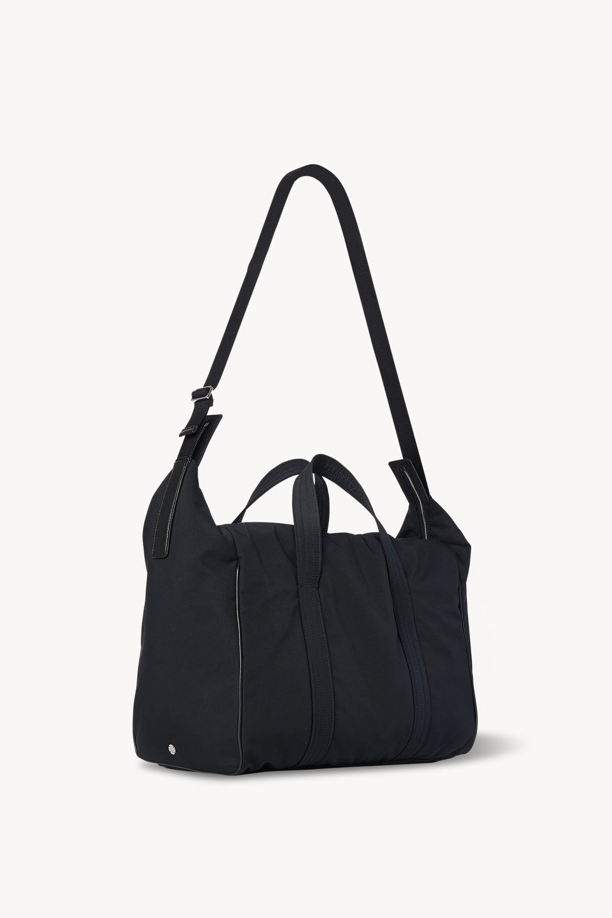 Logan Duffle in Nylon