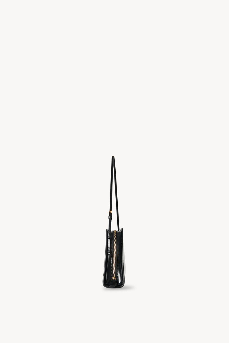 Dalia Baguette in Leather