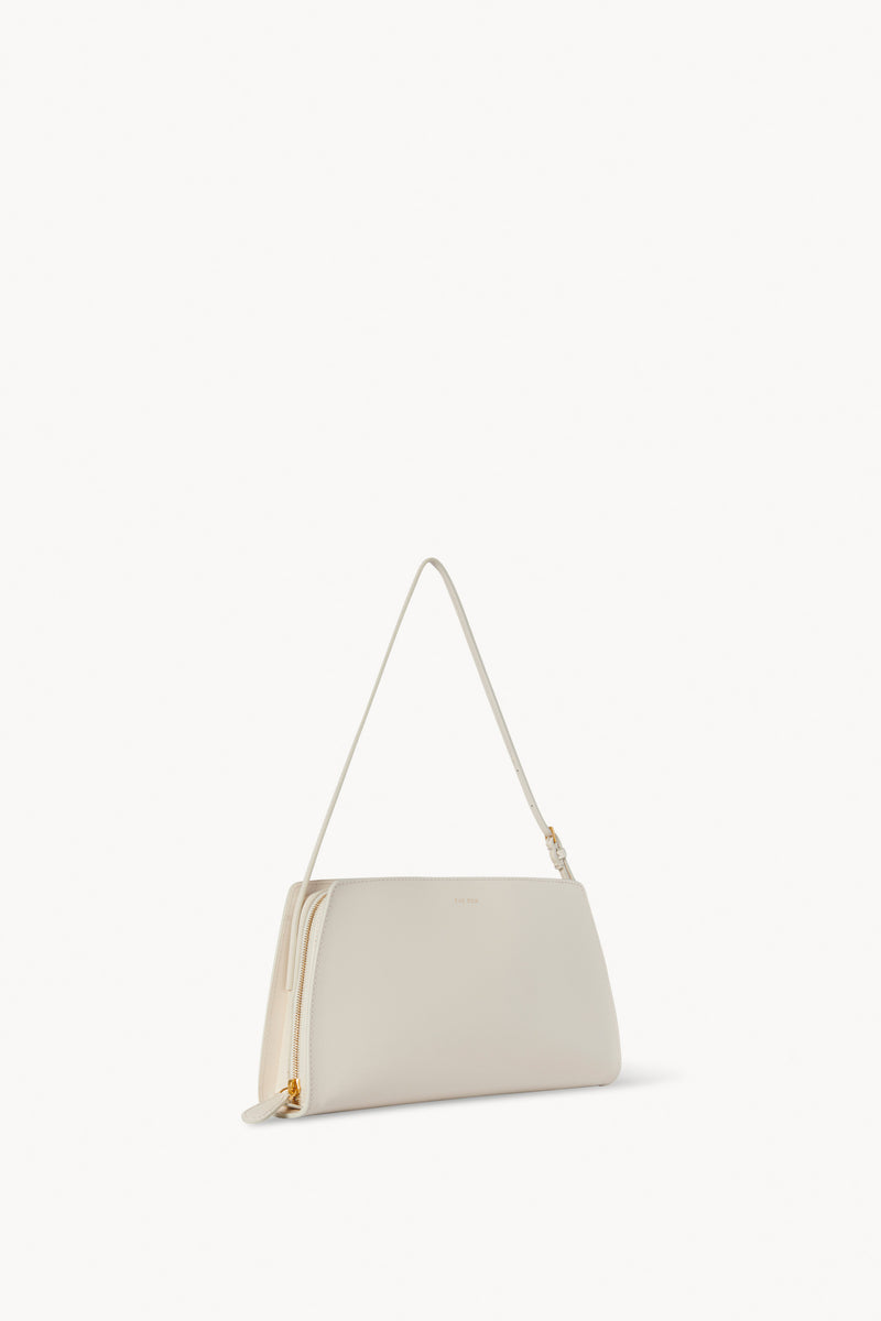 Dalia Baguette in Leather