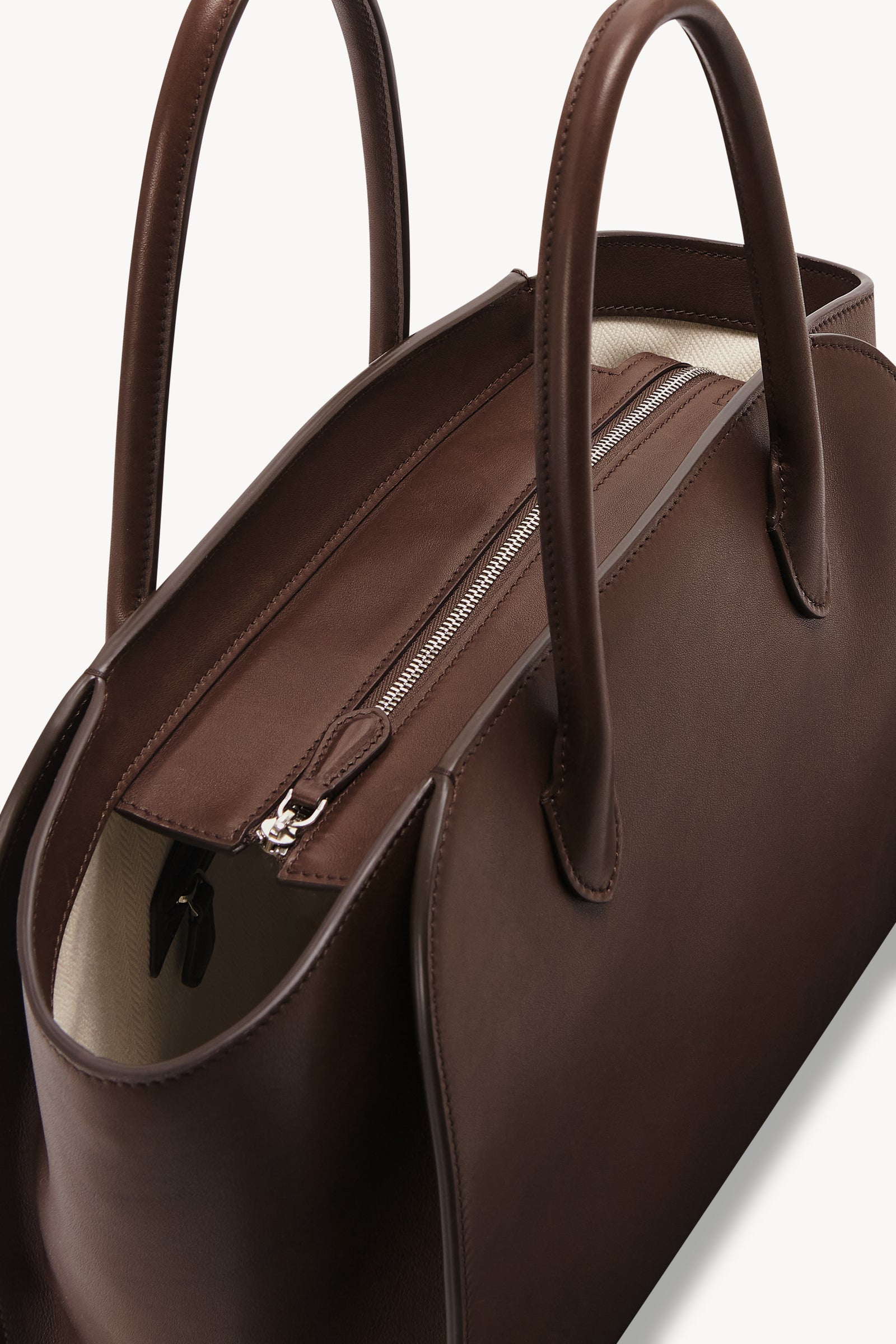 brontiby paris ブラウン レザー ギャザー トートバッグ brontiby paris ブラウン レザー ギャザー トートバッグ