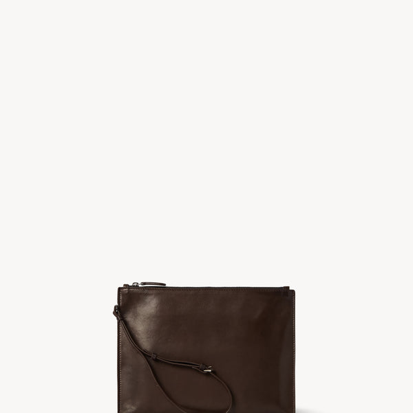 ハンドバッグ [The Row] Wristlet Pouch in Eel Wristlet Pouch Brown in Leather – The Row