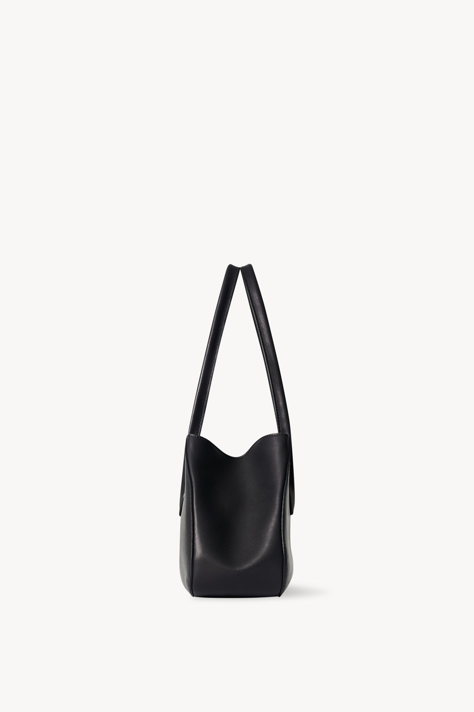 Alger レザーショルダーバッグ Black – The Row