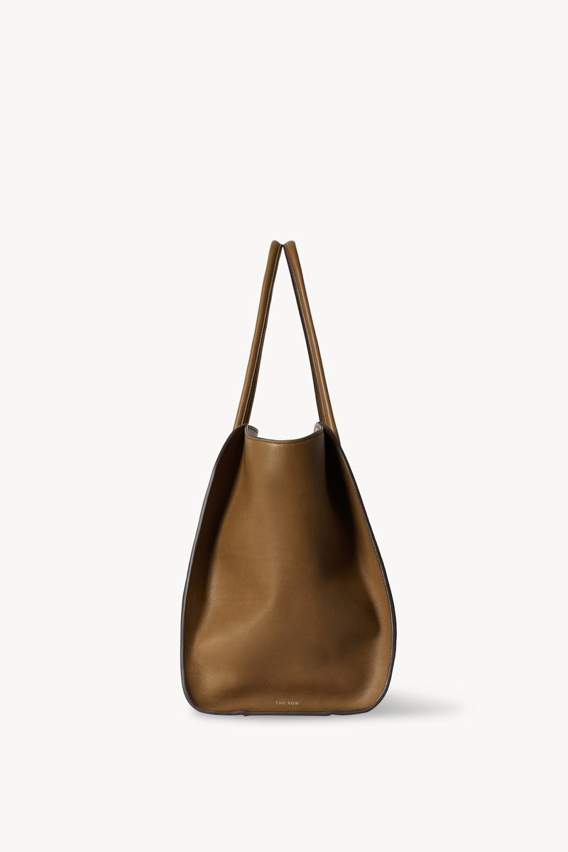 Marlo 17 Bag in Leather