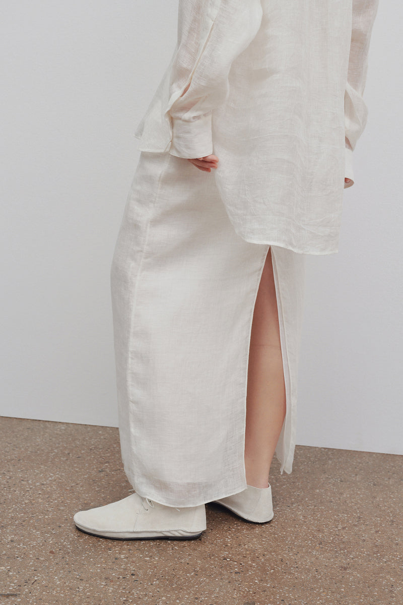 Berth Skirt in Linen