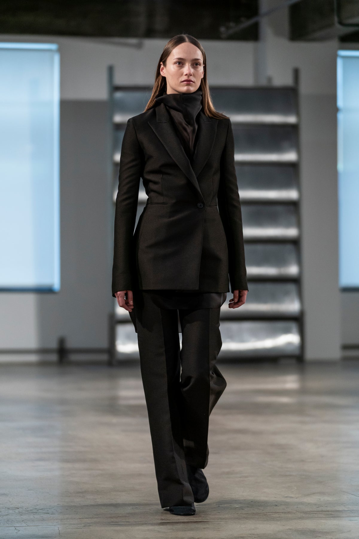 :: Women's Fall 2019 :: Look 25