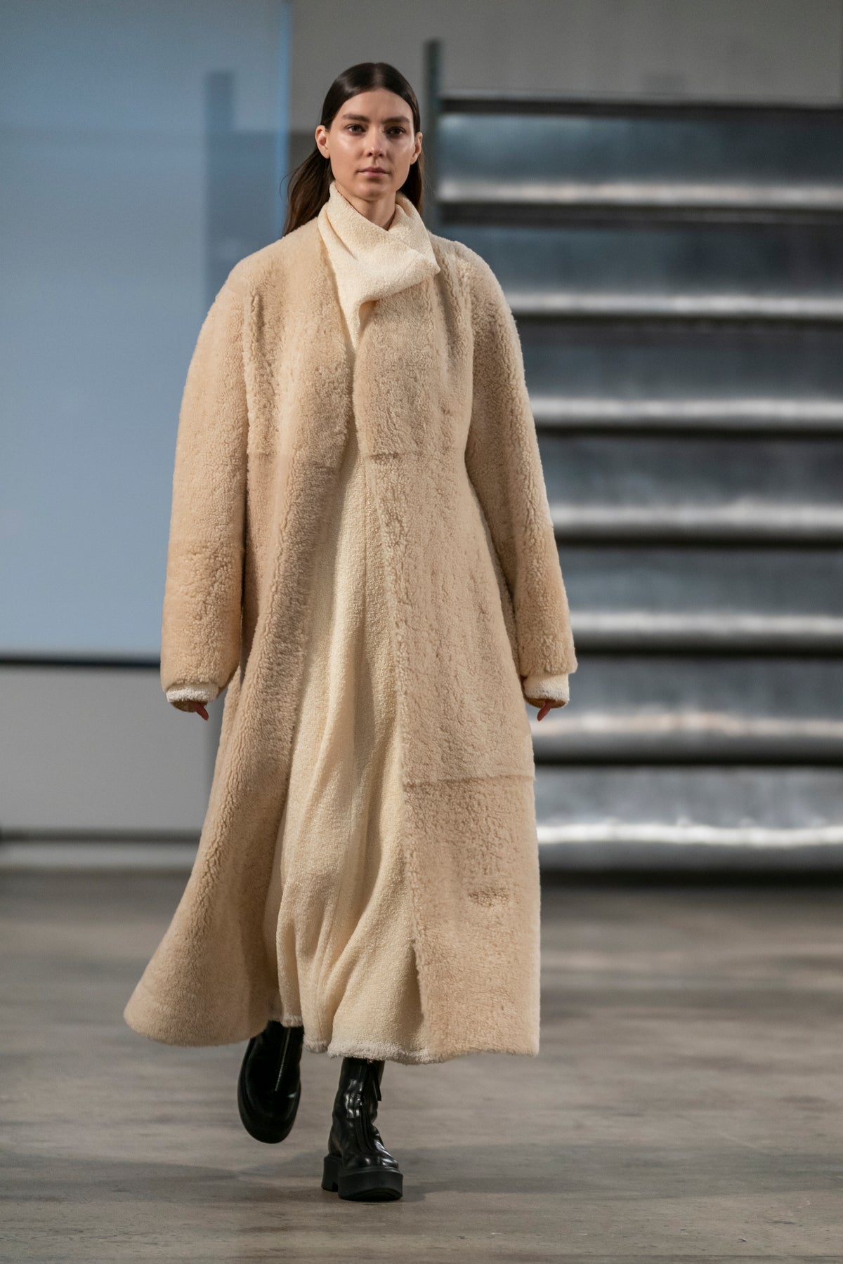 :: Women's Fall 2019 :: Look 29