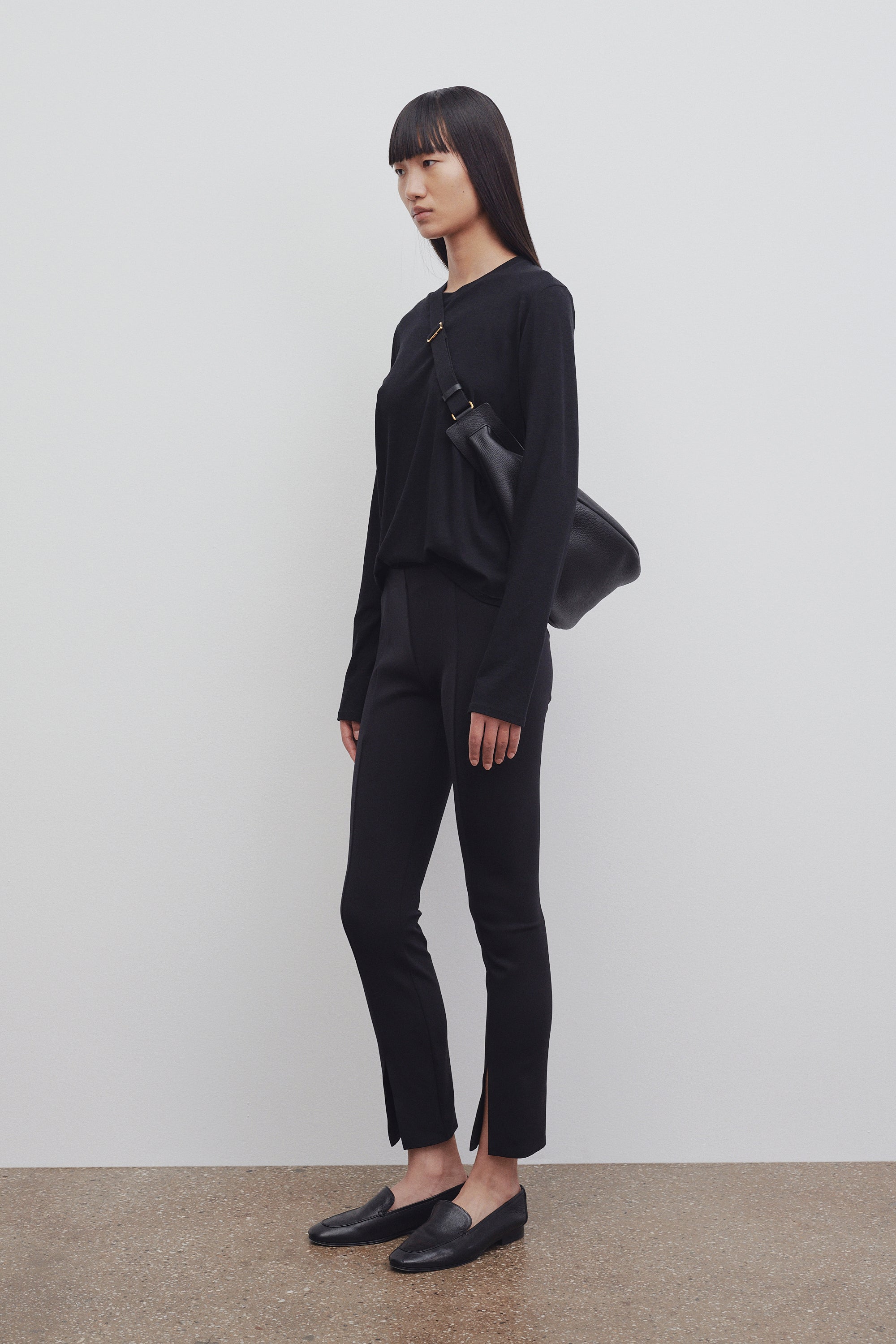 Rysann Bar Detail Leather Slouchy Bag Navy