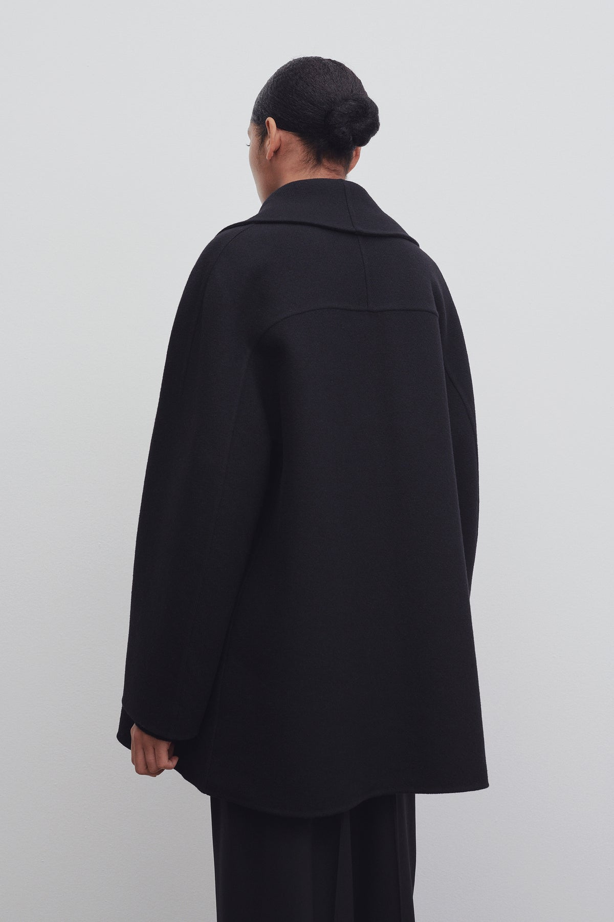 Polli Jacket Black in Virgin Wool and Nylon – The Row