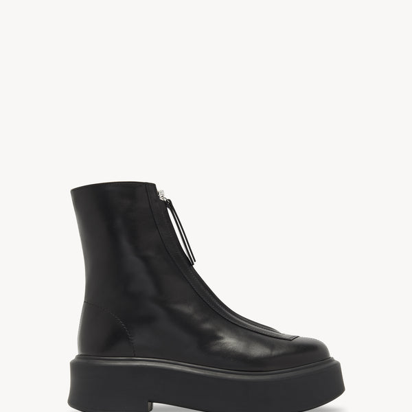 Zipped Boot I Black in Leather – The Row