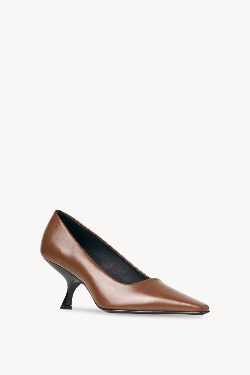 Kitten Pump in Leather