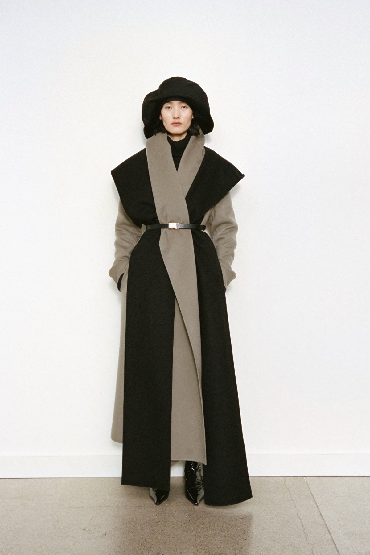 :: Women's Fall 2023 :: Look 19