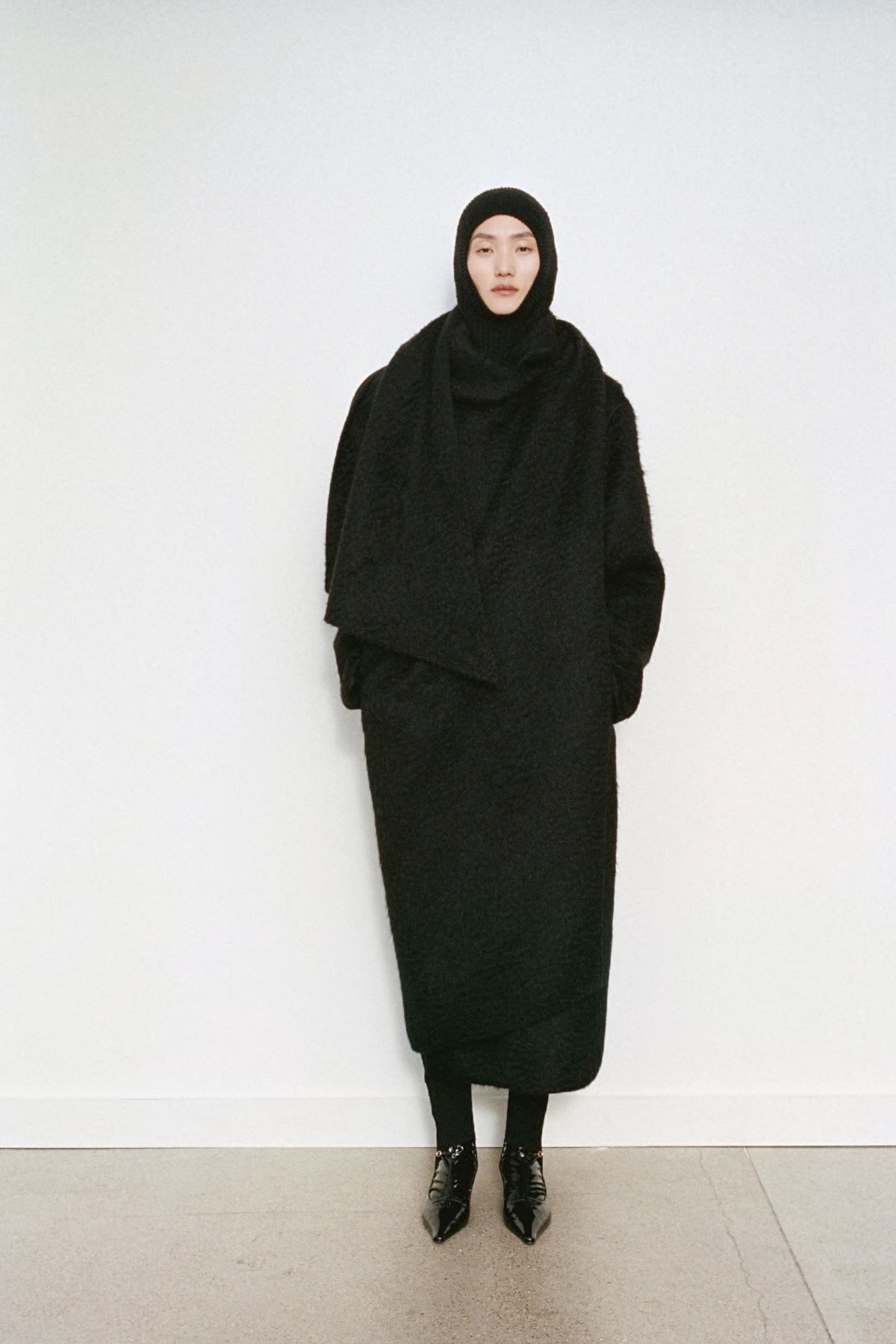 :: Women's Fall 2023 :: Look 25