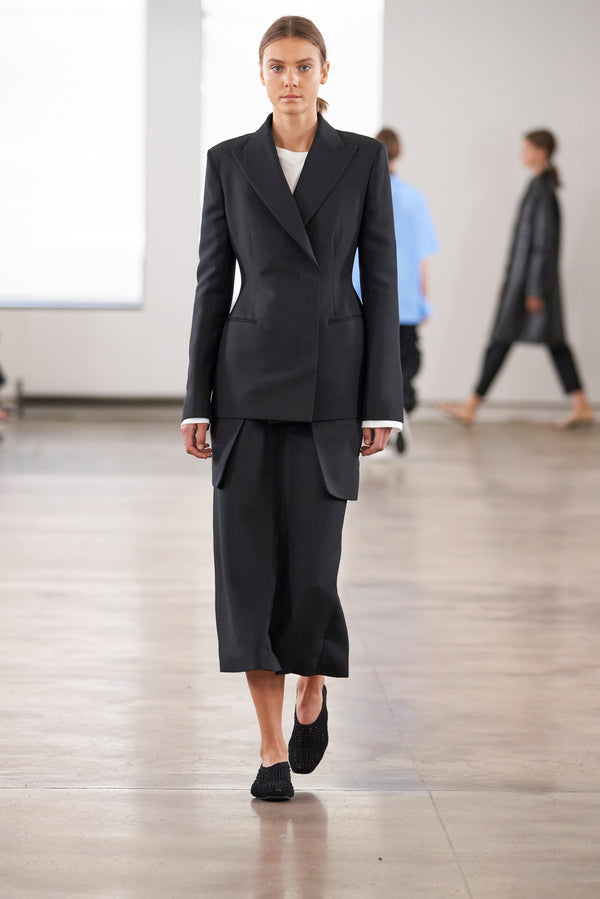 :: Women's Spring 2020 :: Look 38